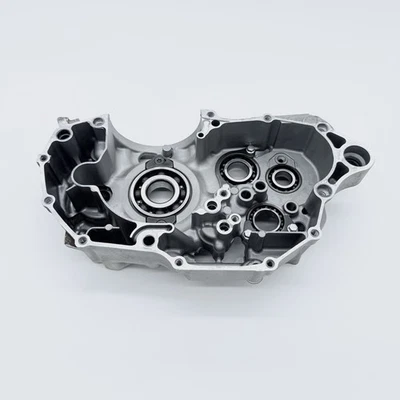 06-09 2009 Yamaha YZ450F OEM cárter derecho caja motor mitad *dañado* Foto 1 de 4