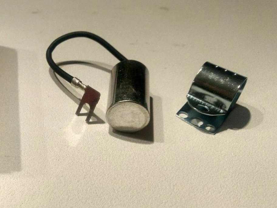 Ignition Condenser; Niehoff  # DR-24 ;Fits Various G.M; IHC & CHECKER Vehicles - Image 1 of 1