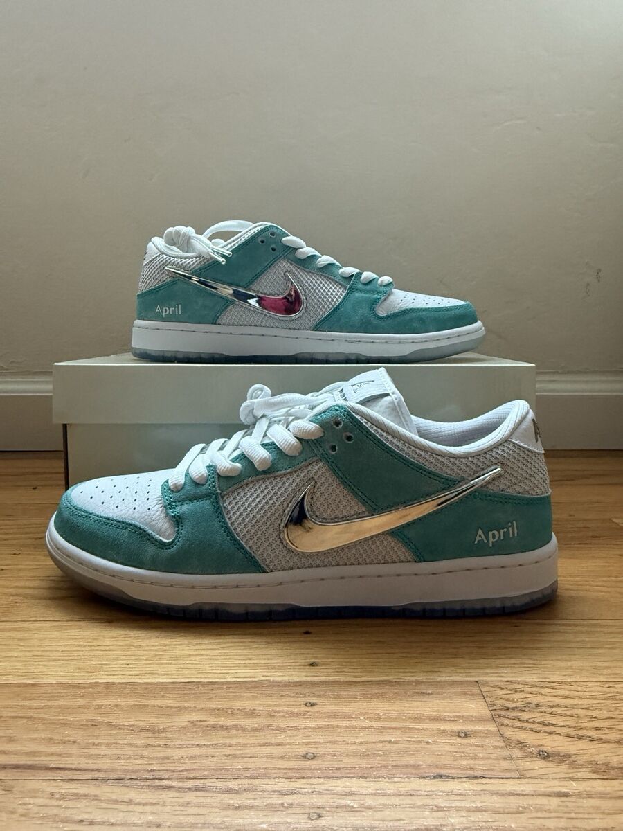 Nike SB Dunk Low x April Skateboards Turbo Green for Sale Nike SB Dunk Low x April Skateboards Turbo Green for Sale