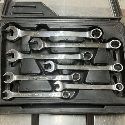 Michael Waltrip #15 коллекционный набор гаечных ключей NAPA с чехлом 7 шт. 12PT SAE - Изображение 1 из 4