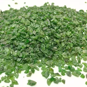 Crushed PREMIUM Gemmy Chrome Diopside Chips, (2mm-4mm) for Inlay, Resin Art, - Picture 1 of 5