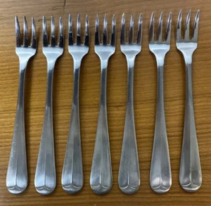 (7) Washington Forge SPIRIT OF AMERICA  Stainless Cocktail Forks Japan Euc - Picture 1 of 4