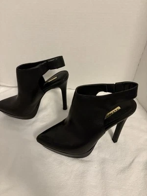 BCBGENERATION MUJER ZAPATOS DE SALÓN TACONES BG-SLOAN CUERO SEDOSO 8M 5” Tacón Foto 1 de 4