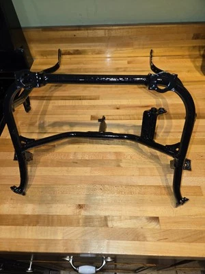 1987 Kawasaki Ninja ZX600R  fairing stay ZX 6m00C ZX600l 600cowl bracket - Image 1 of 4