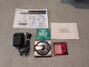 Vintage SHARP Portable Mini Disc recorder 702 MD-MS702 Silver Japan *TOC Error - Picture 1 of 13