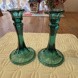 Vintage Indiana Glass Emerald Green Candlestick Holders - Set of 2 - Picture 1 of 9
