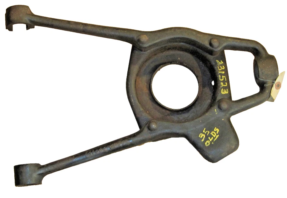 Brazo de control. Parte inferior derecha ~ Oldsmobile 1935 ~ GM # 231523 Foto 1 de 1