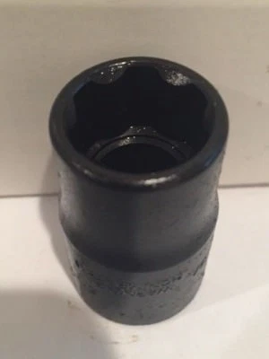 NEW Snap-On Tools, 9/16", 1/2" Drive, 6 Point, Side Grip Socket, Model # DT18A - Image 1 of 2