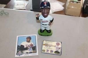 RARE 2000 Tony Oliva Minnesota Twins SGA Bobblehead & AUTOGRAPHED PHOTO - Picture 1 of 12