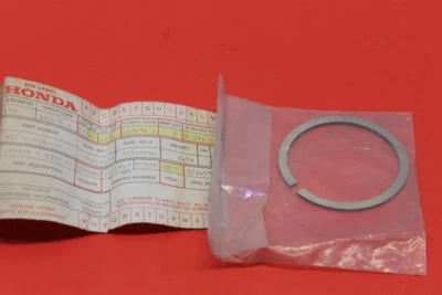 Nuevo de Lote Antiguo Honda Spacer C 1.94 GL1200 GL1500 VTX1300 VTX1800 41532-MG9-000 Foto 1 de 4