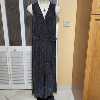 Hermoso Mono Brillante Metálico Negro y Plateado Damas BOLD & CHIC - Talla 3X Foto 1 de 4