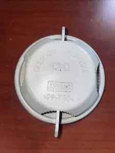 99-2002 DAEWOO NUBIRA HEADLIGHT DUST COVER ACCESS CAP # - Picture 1 of 2