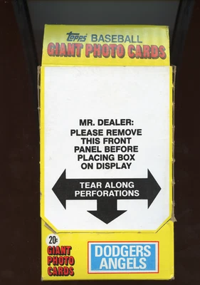 1981 TOPPS BASEBALL GIANT PHOTO CARDS UNOPENED BOX (36 PACKS), DODGERS ANGELS, B - Image 1 of 3