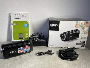Sony HDR-CX320E Camcorder Kamera mit OVP - Bild 1 von 6