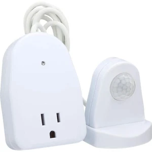 Indoor Plug-In Motion Activated Light Control Westek . - Picture 1 of 1