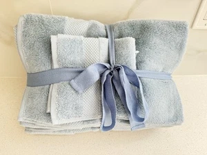 Matouk Lotus Bath Collection Pool Blue - Picture 1 of 3