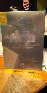 McFarlane DC Multiverse  BLUE BEETLE CLASSIC  BLACK & WHITE ACCENT  Gold Label - Picture 1 of 5