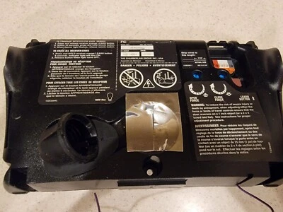 2005 - 2015 Chamberlain 41AC050-2M Circuit Board 315MHz Purple Learn Button - Image 1 of 2