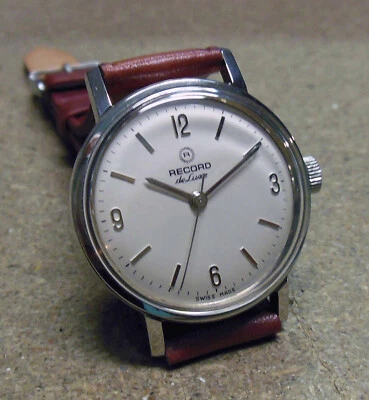 Orologio RECORD WATCH  cs.acciaio 2 pezzi fond. vite- manuale - '50- 31mm - Immagine 1 di 4