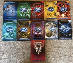 Lot of 11 The 39 Clues Hardcover Books Complete Set 1-11 - Foto 1 di 3