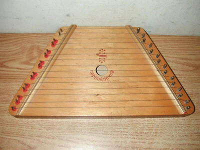 VINTAGE NEPENENOYKA THE MUSIC MAKER LAP HARP 15 STRING MUSICAL INSTRUMENT - Image 1 of 4