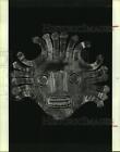 1987 Press Photo Incan Nazca gold mask on display at Museum of Natural Science