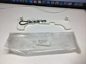 29 Land & Sea Marine Cleat HDPE-48qt Cooler 122210-315891 13 Spt Tie Down New Wh - Picture 1 of 9