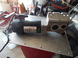 LEFT DRIVE MOTOR 1141688 1113299 from TDX-SP Invacare Power Wheel chair - Picture 1 of 5