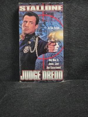 Judge Dredd (VHS,1995 Action Sci-fi) Sylvester Stallone, Hollywood Foto 1 de 2