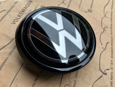 NUEVO VW Tiguan III Soporte Sensor Radar Distancia Logo Insignia Luz LED 571853343 Foto 1 de 4