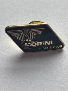 Insignia metálica Morini Riders Club.  - Imagen 1 de 2