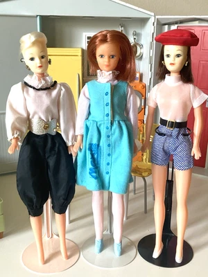 Uneeda Donna Barbie 1977 CLONE Doll Lot Outfit Blonde Titan Jewelry Hong Kong - Image 1 of 4