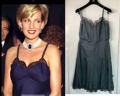 Nuevo con etiquetas Vestido Chanel 2017 Most Wanted de encaje verde con etiqueta 38 40 42 Foto 1 de 4