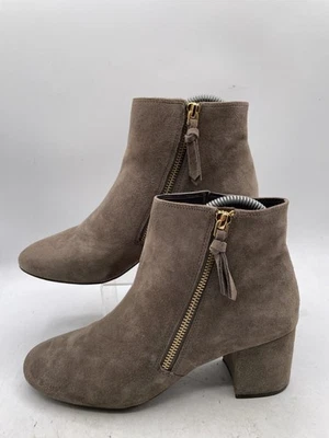 Botín Cole Haan Saylor Grand para mujer talla 7,5B marrón gamuza cremallera lateral W08840 Foto 1 de 4