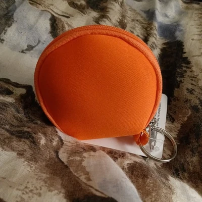 🌟 Earbud Pouch With Zipper and Keyring...Can Store Many Other Small Things 🪙💵 - Image 1 of 3