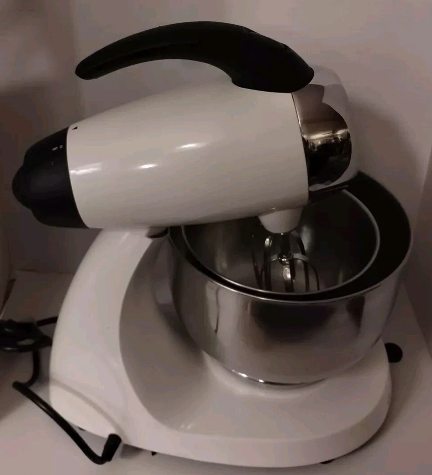 Sunbeam Mix Master,Heritage Series,12 SD.EXCELlENT Cond.Stand,Tilt - Image 1 of 4