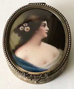 Vecchia scatola bronzo francese Ormolu dipinto a mano porcellana ritratto targa signora in blu - Foto 1 di 9