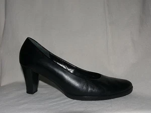 Zapatos de salón de cuero clásicos GABOR negros talla 8 como nuevos - Imagen 1 de 4