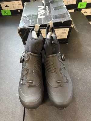 Northwave Magma XC Core Winter Mtb Cycling Shoes US 7 1/4 Euro 39.5   (9419-237 - Image 1 of 4