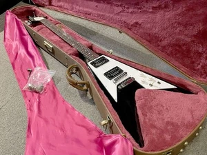 Gibson 67' Flying V Ebony Black 1991 (1991) (no250504) - Picture 1 of 11