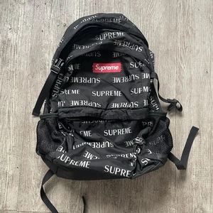 Supreme 3M Reflective Black Repeat Logo Backpack Cordura Fabric FW 16 Rare NYC - Picture 1 of 8