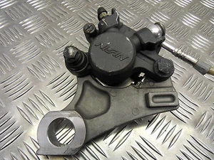 Pinza de freno trasero y portaequipajes Yamaha R1 5VY NISSIN 2004 a 2006 - Imagen 1 de 9