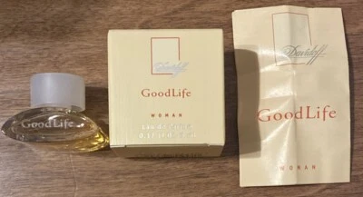 Good Life Woman por Davidoff .17 fl oz / 5 ml Eau de Parfum EDP Splash —MINI— Foto 1 de 3
