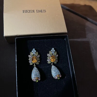 Nuevos pendientes colgantes perforados con piedras preciosas multicolores Heidi Daus nuevos en caja Foto 1 de 3