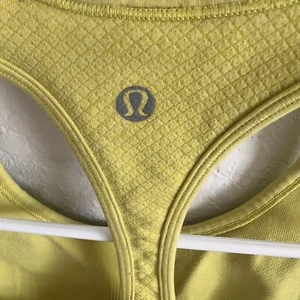 Lululemon Yellow Green Sports Bra - Picture 1 of 3