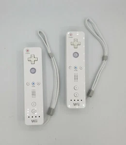 2 Nintendo Wii Remote Controller White OEM *Free Shipping - Picture 1 of 2