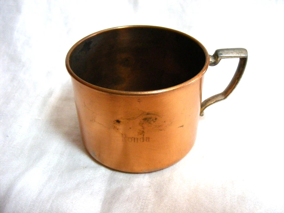 Taza de hojalata enchapada en cobre vintage Tudor Plate Oneida Community 4 oz firmada Ronda 4-w Foto 1 de 4
