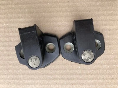 BMW 325i E36 COUPE DOOR LOCK STRIKER L+ R W/ SENSOR 51218105511, 8105511 AD - Image 1 of 4