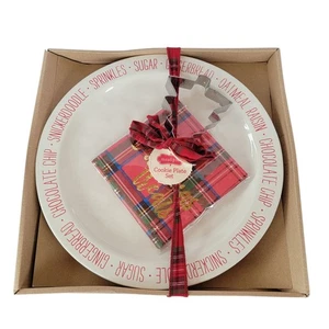 Mud Pie Tartan Weihnachten Plätzchen Teller Set mit Ausstecher & Servietten Neu aus altem Lagerbestand - Bild 1 von 4