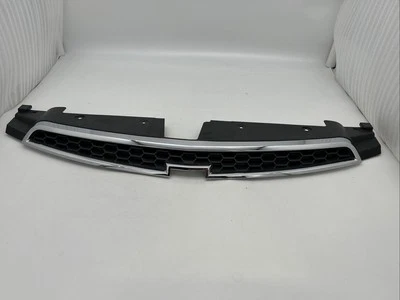 Rejilla de radiador superior OEM GM negra y cromada 96981100 Chevy Cruze 2011-2014 Foto 1 de 4